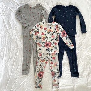 BabyGap Kids PJs bundle stars flowers size 3 Years